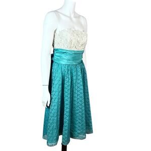 Betsey Johnson dress size 10 vintage lace babydoll pleated  prom retro 50s 90s